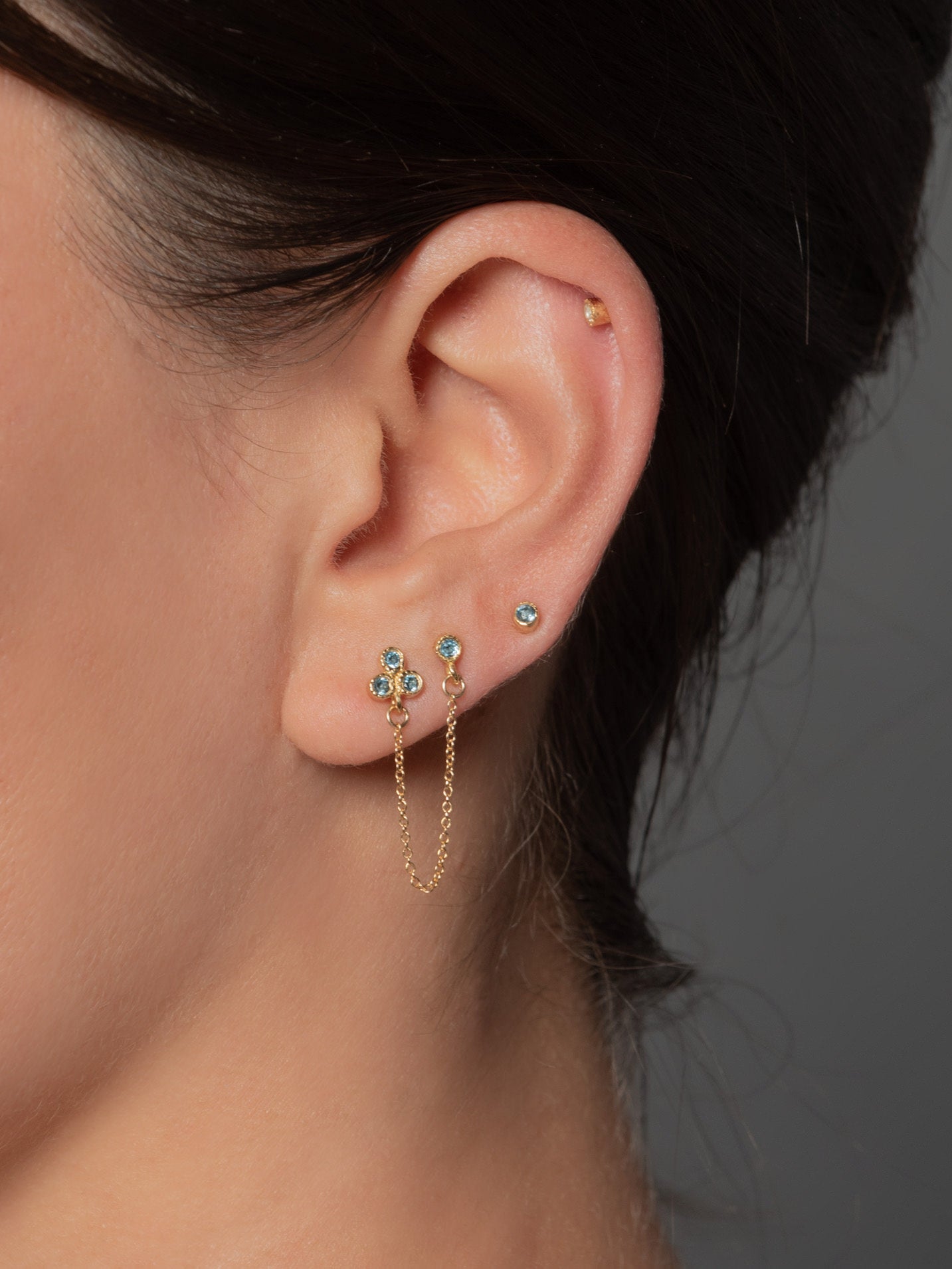 22K Round Gold Filigree Top Earrings | Raj Jewels